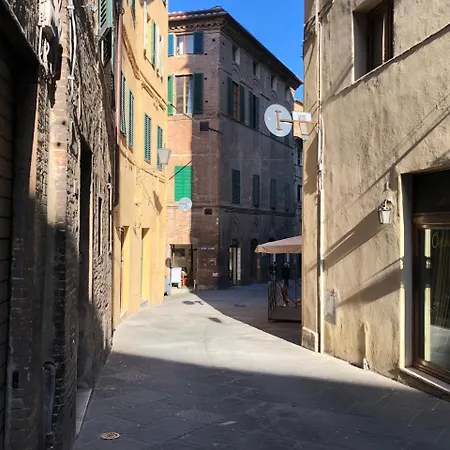 Alla Scala 1746 Vecchia سيينا